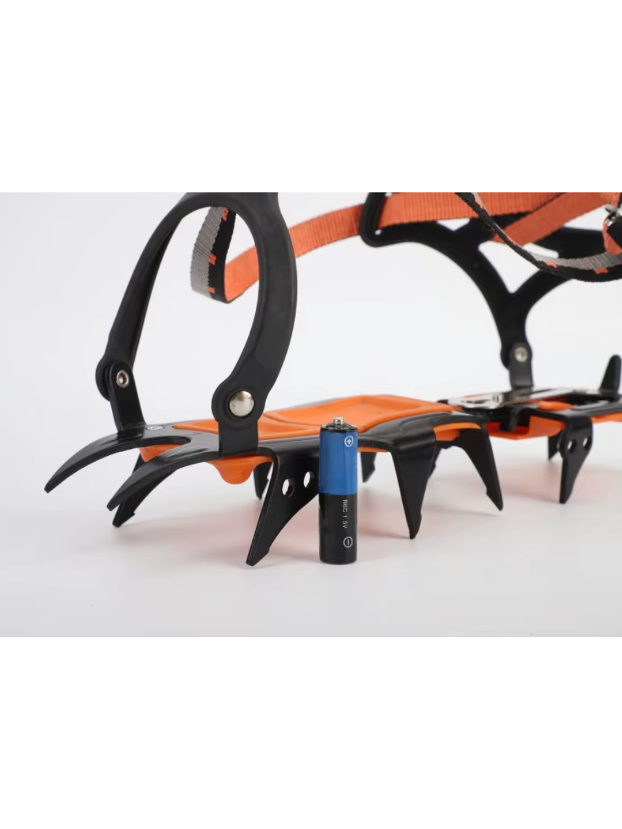 Crampon de randonnée 12 pointes - Randonnée, Trekking et Alpinisme